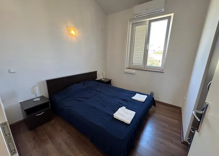 Big With Panoramic Sea View דירה *